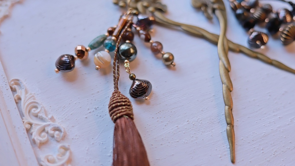 シジミの味噌汁変わり軸かんざし