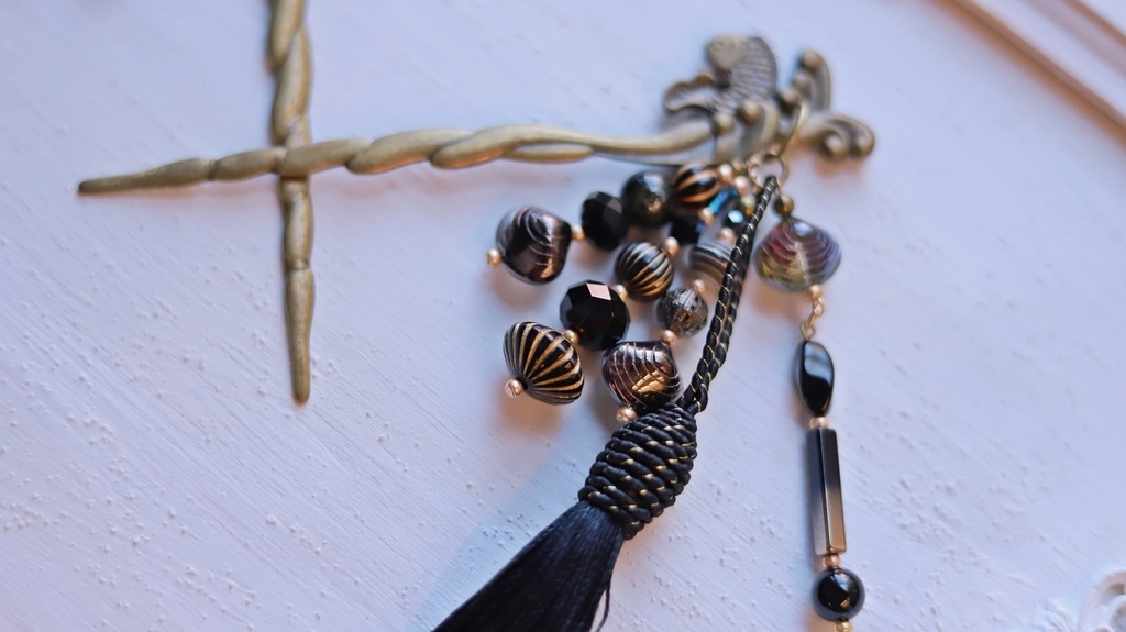 シジミの味噌汁変わり軸かんざし