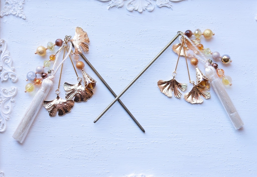 銀杏の金色かんざし