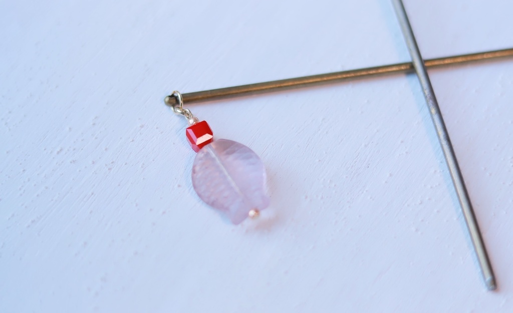 醤油を入れる魚のガラスかんざし