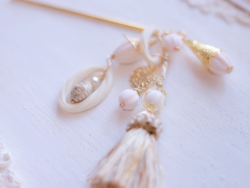 ホイップクリームの房かんざし