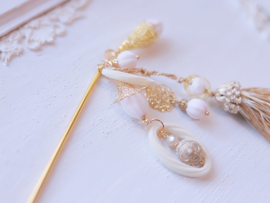 ホイップクリームの房かんざし