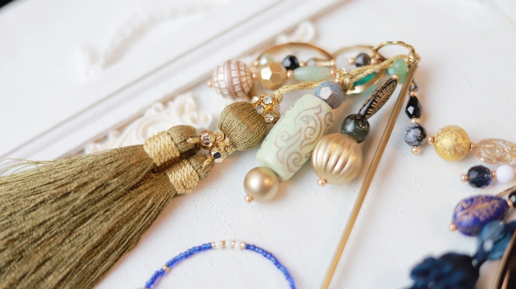 エジプトイメージアクセサリー:かんざし・イヤーフック・ネックレス・ブレスレット