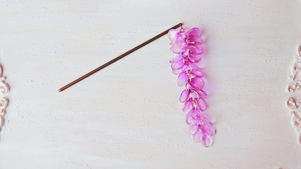 ガラスの藤の花かんざし・紫改