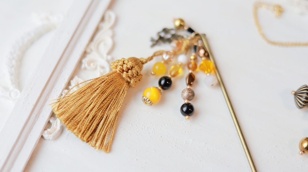 蜂のはちみつアクセサリー