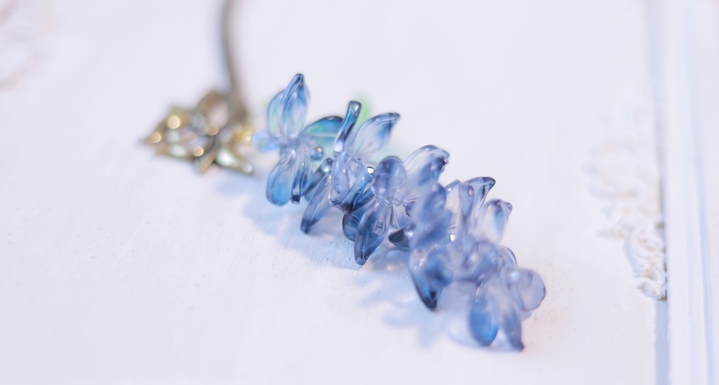 ガラスの藤の花かんざし・蓮軸