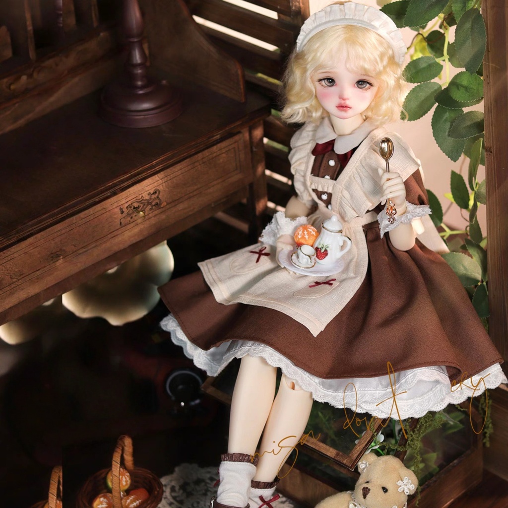 「即納」メイドミーシャ (1/4ドール)