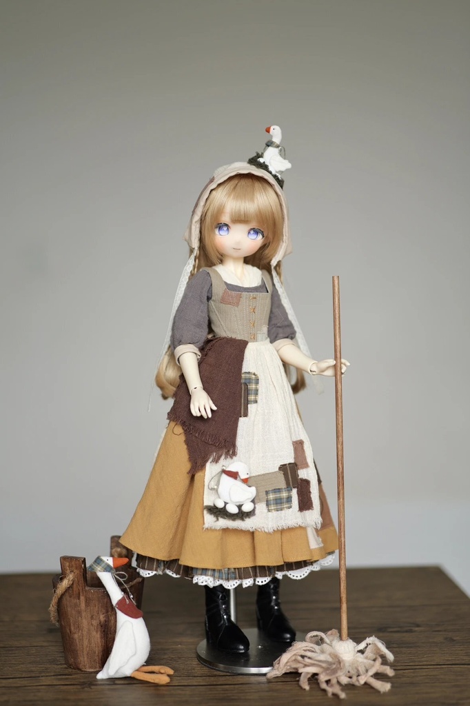 マナーメイド (Azone・blythe・1/4ドール共通) 5 月 24日締切
