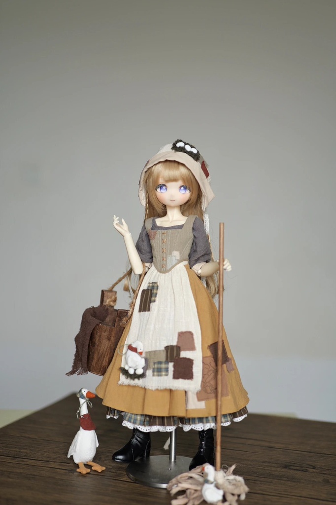 マナーメイド (Azone・blythe・1/4ドール共通) 5 月 24日締切