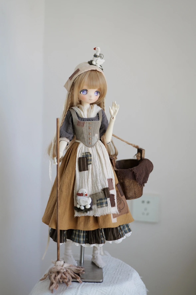 マナーメイド (Azone・blythe・1/4ドール共通) 5 月 24日締切