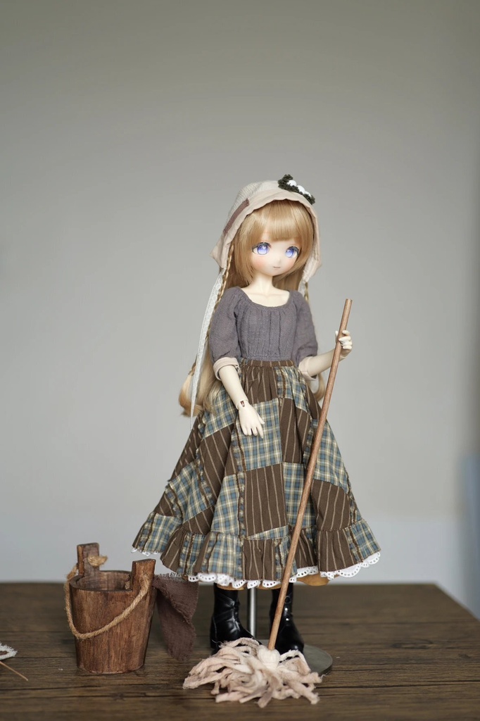 マナーメイド (Azone・blythe・1/4ドール共通) 5 月 24日締切