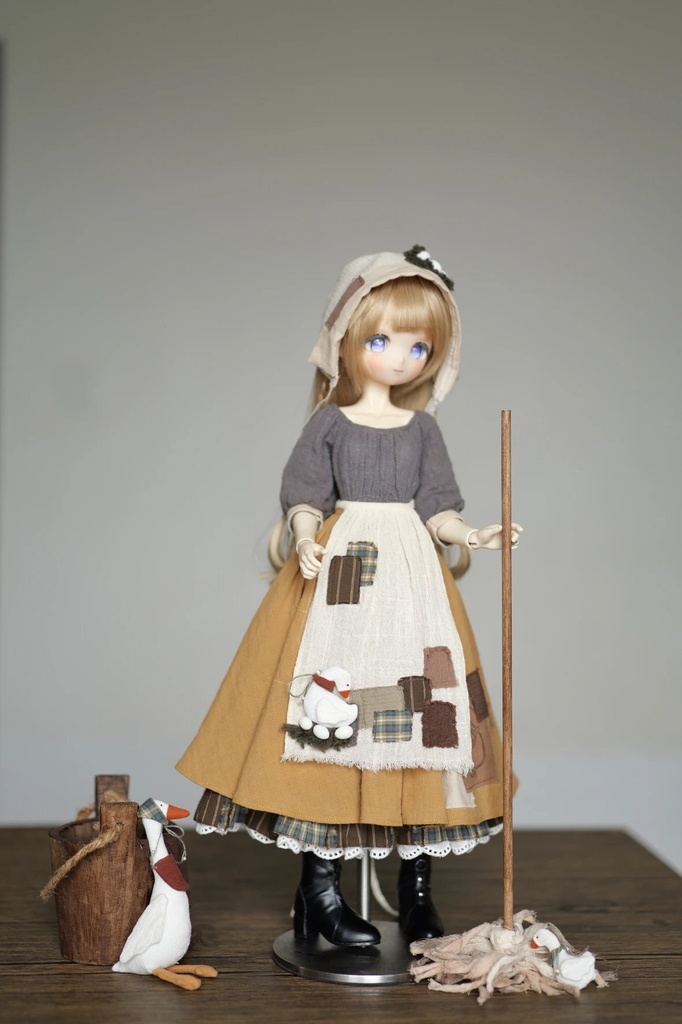 マナーメイド (Azone・blythe・1/4ドール共通) 5 月 24日締切