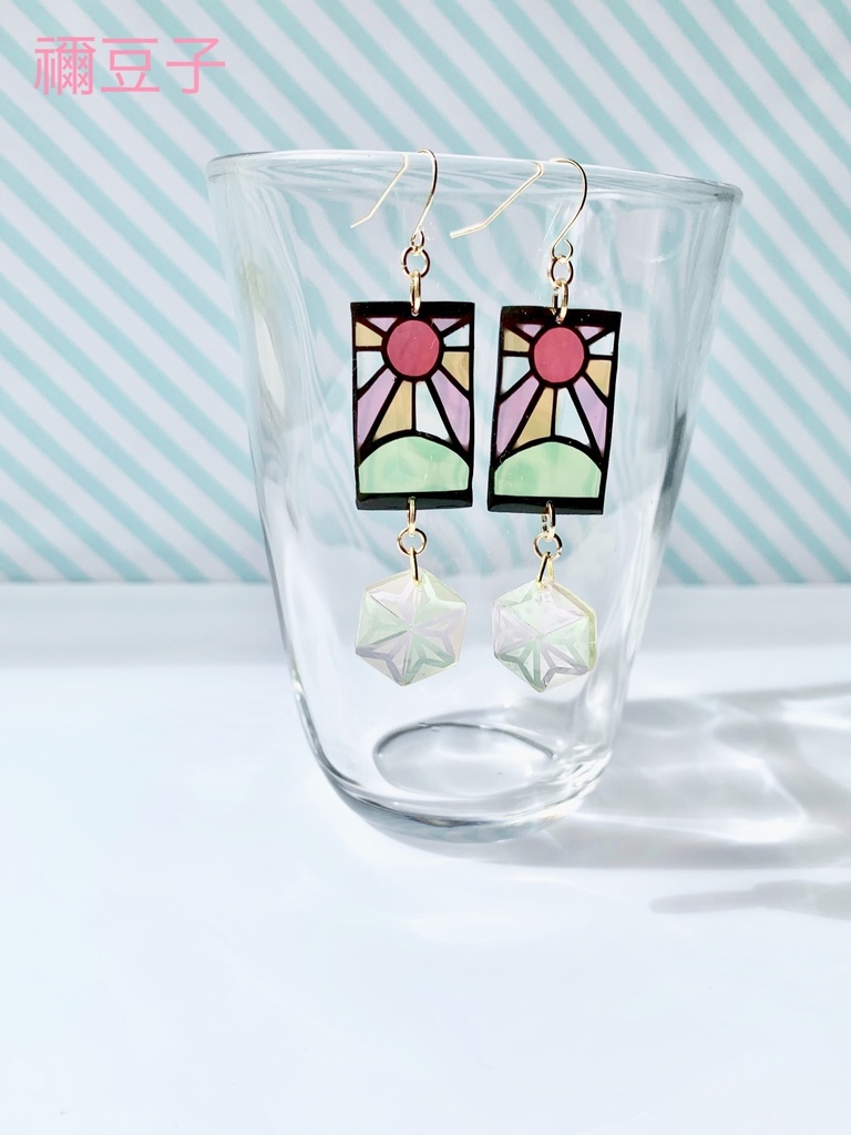 炭治郎のステンドグラス風ピアス