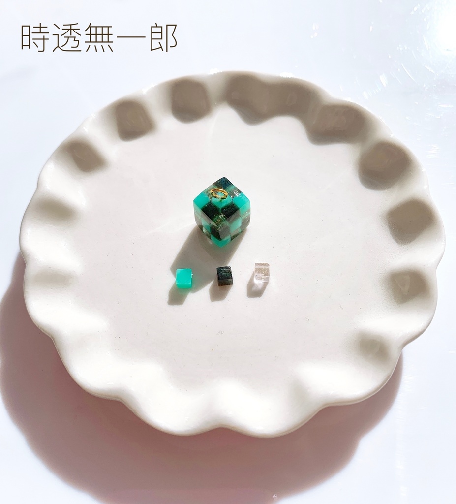 【鬼滅の刃】選べるお菓子みたいなキューブチャーム
