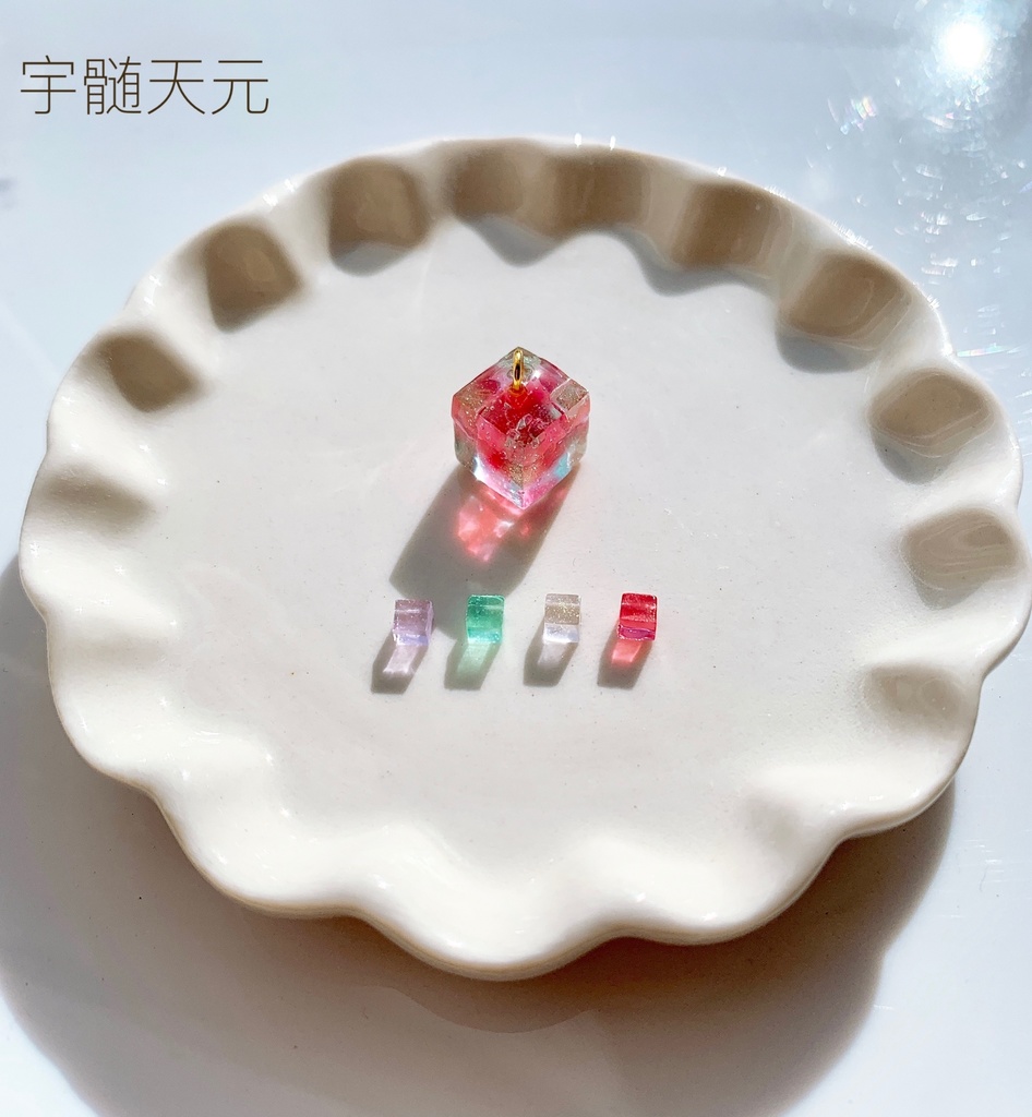 【鬼滅の刃】選べるお菓子みたいなキューブチャーム