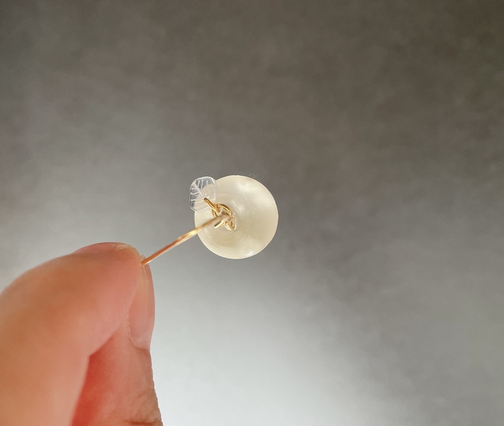 りんごのピアス(クリア)