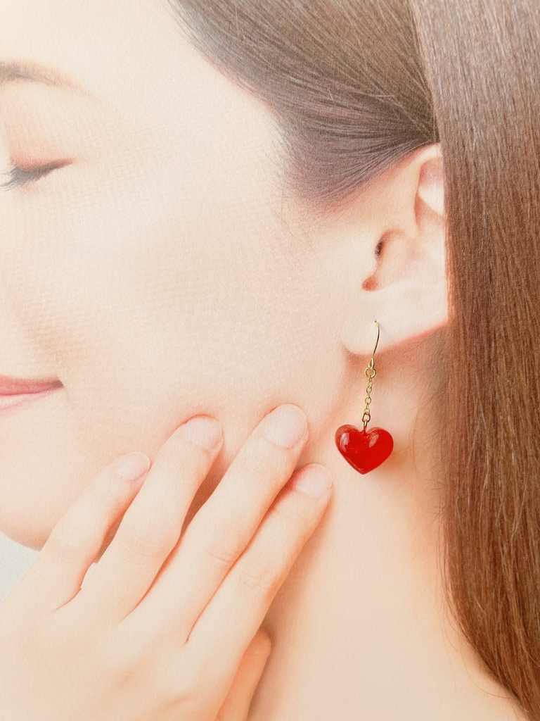 ハートのピアス