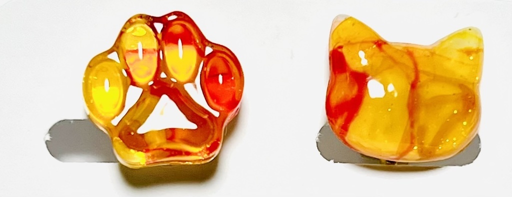 猫ピアス/イヤリング(WB風カラーアクセサリー)