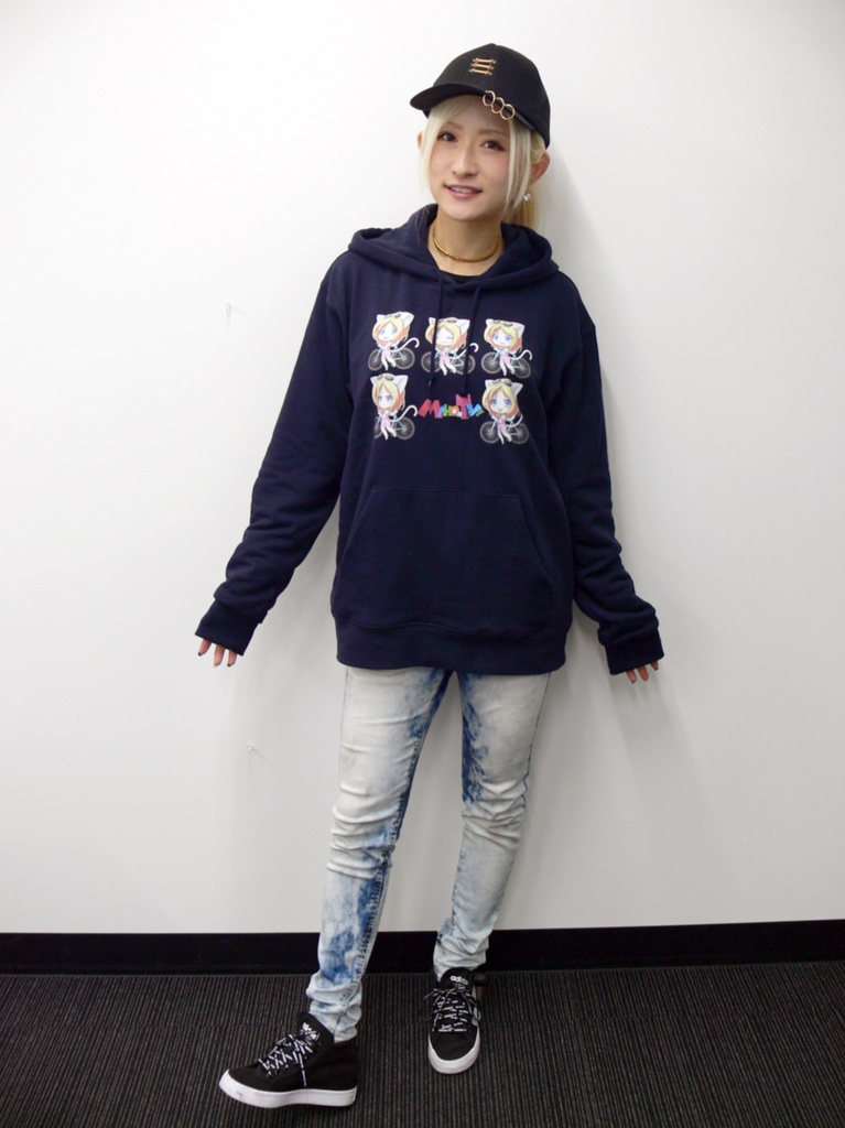 フード付きパーカー(ネイビー)