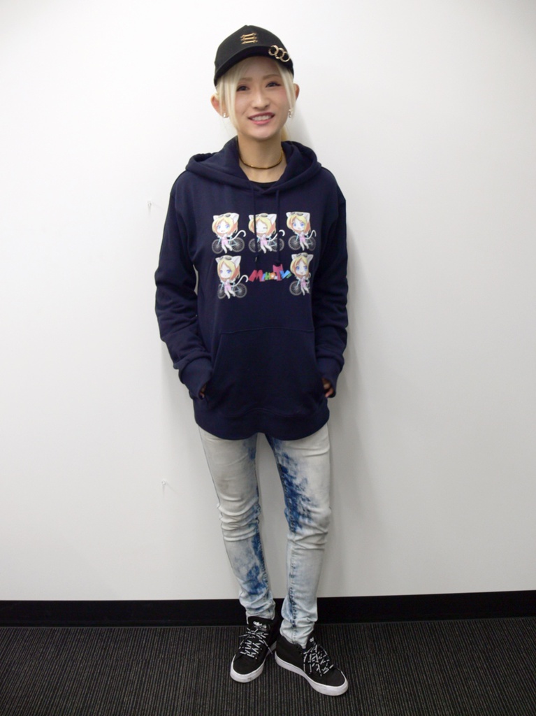 フード付きパーカー(ネイビー)