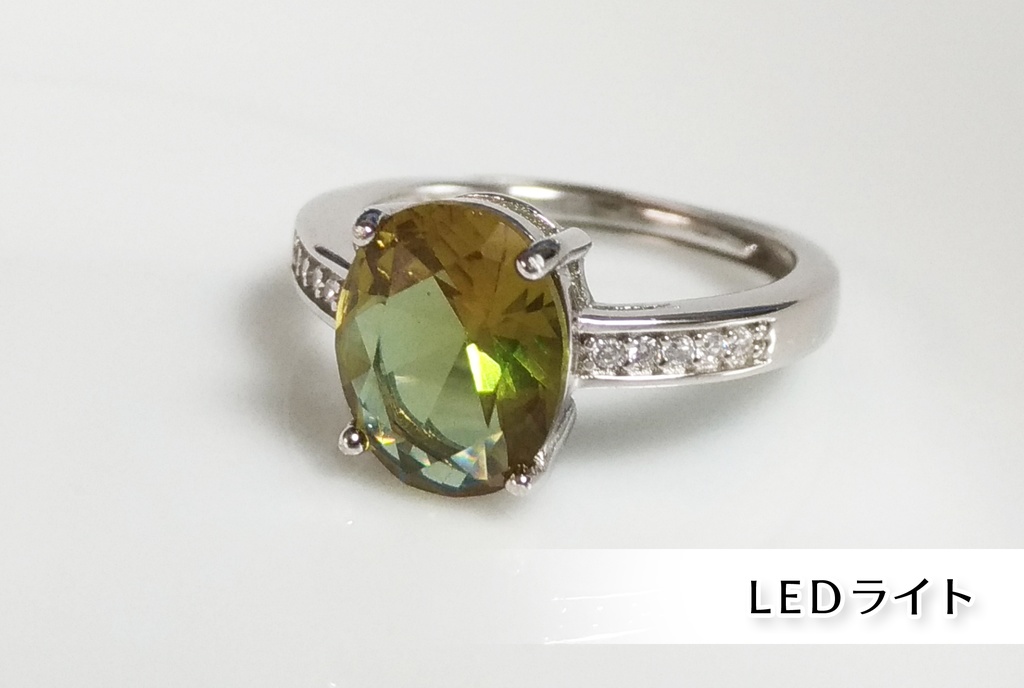 アレキサンドライトの指輪(贋作)925スターリングシルバー