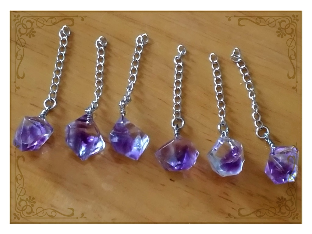 アメジスト入りレジン&煙月パーツのネックレス