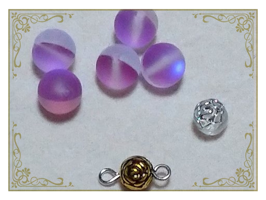 アメジスト入りレジン&煙月パーツのネックレス