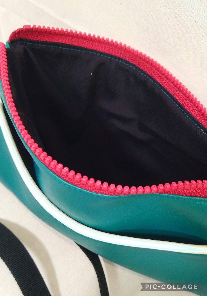 DKヒーローコスチュームイメージ ショルダーポーチ