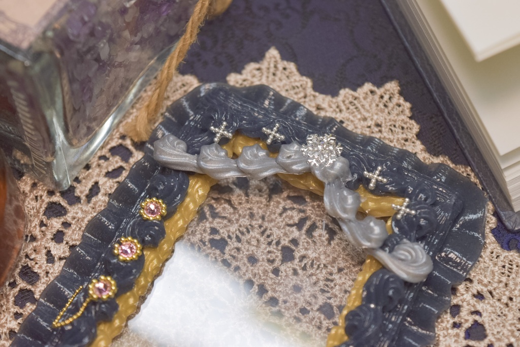 【B8】Noir Neige/Whip ver.【衣装モチーフ】