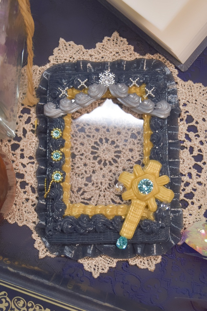 【B8】Noir Neige/Whip ver.【衣装モチーフ】