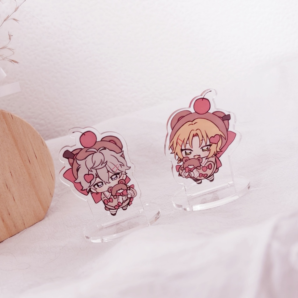 ちぇりくま🧸🍒ミニアクリルスタンド