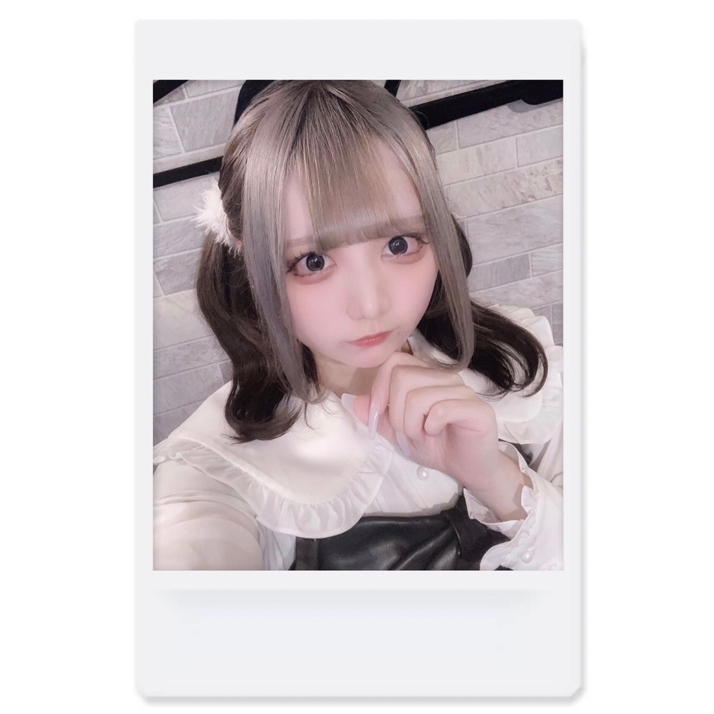 なるチェキ