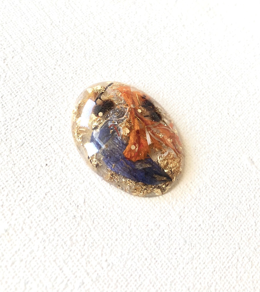 スクアーロ イメージ2 ブローチ/ネックレス/ヘアゴム