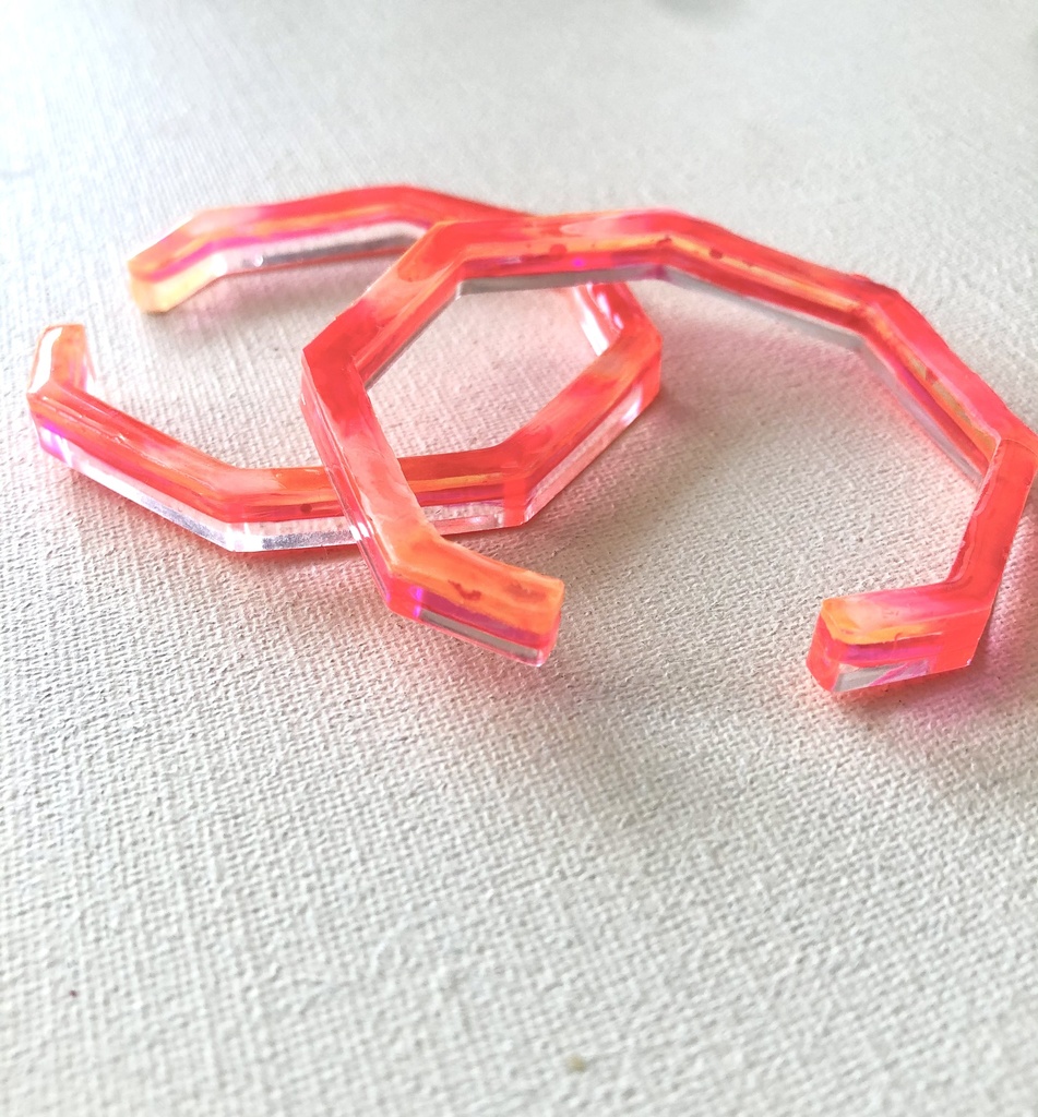 トリッシュ イメージ10 ピアス