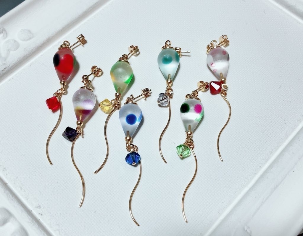 バルーン耳飾り