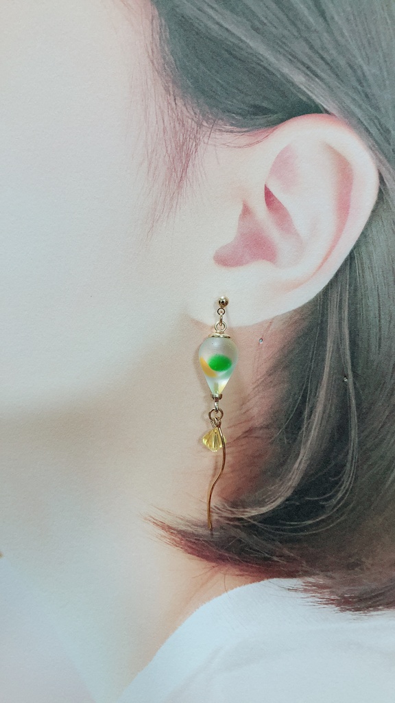 バルーン耳飾り