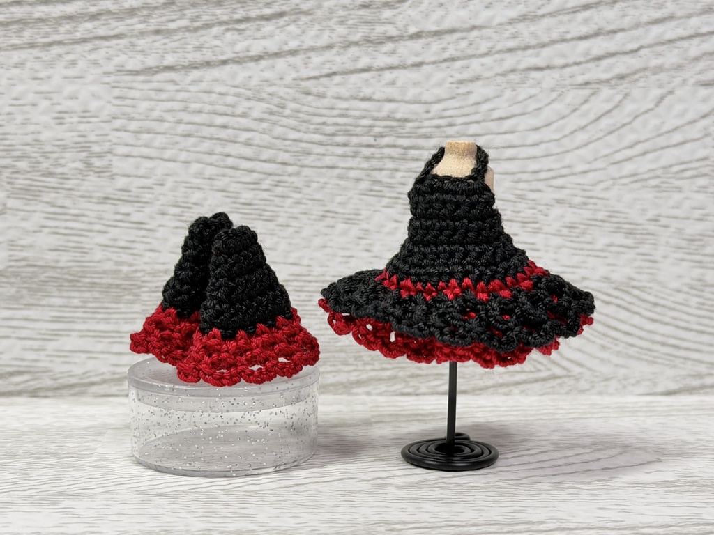 DTA用 赤いワンピースセット