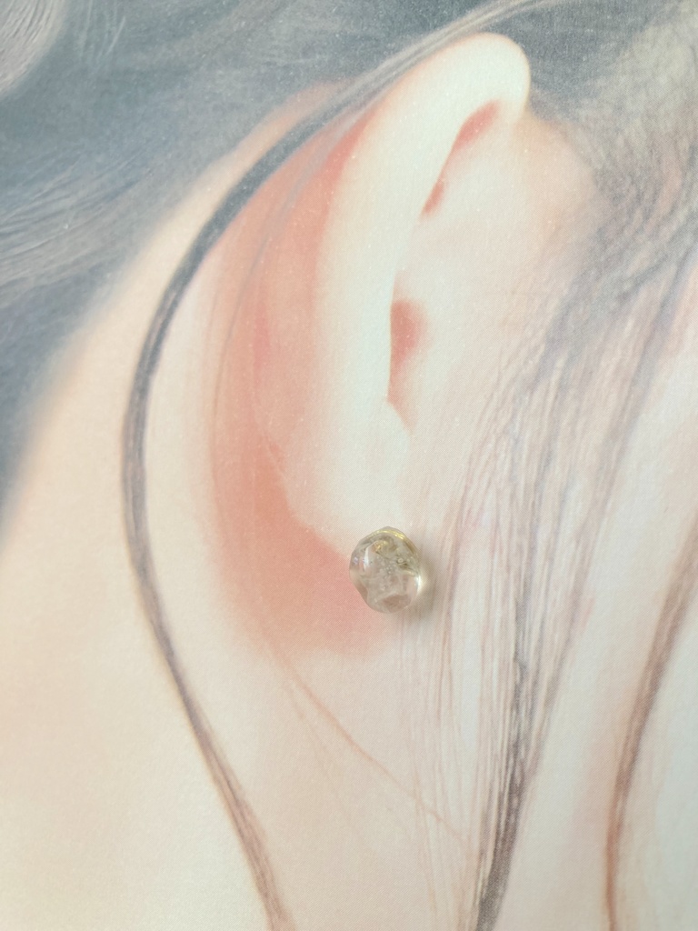 氷のかけらピアス