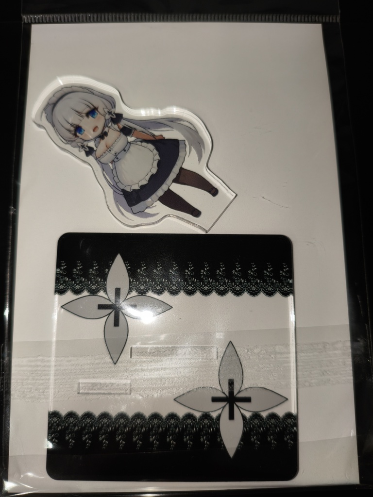 【アズレン】イラストリアス メイドバージョン アクリルスタンド