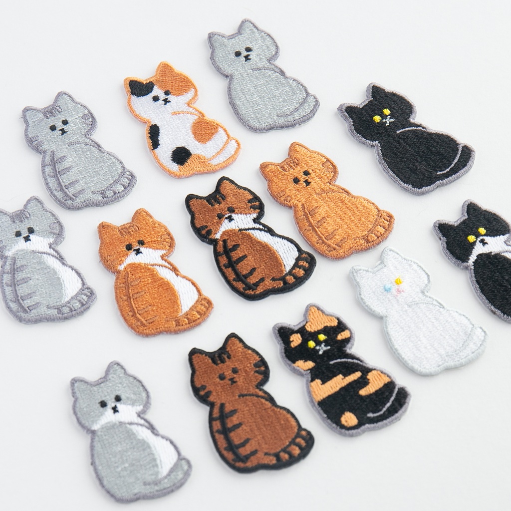 ワッペン 刺繍 【 振り向き猫 】 シール アイロン 両用