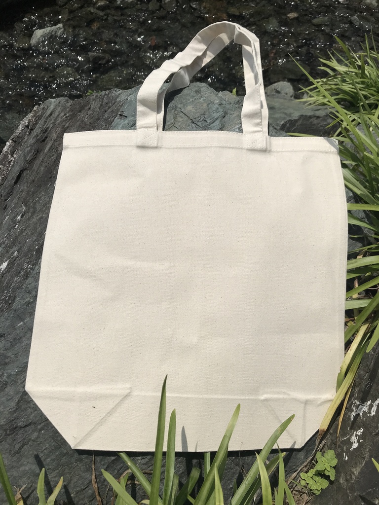 『ほれっ なでて よいぞ』 by くまさん