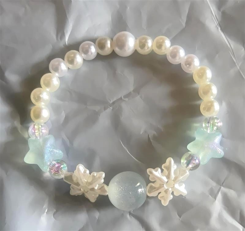 太陽が夜空を連れてくる雪解けのブレスレット『星』