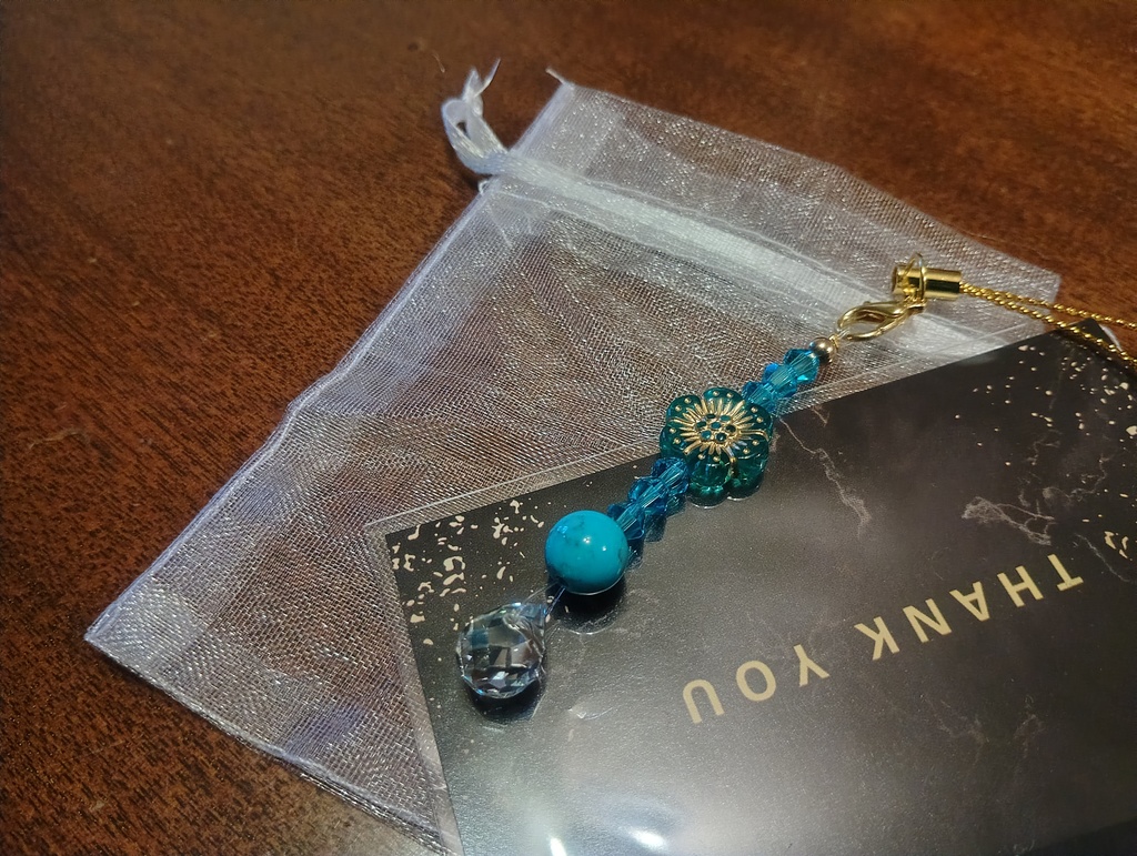 オーラミニサンキャッチャーチャーム　ゴールド＆ライトブルー【花】