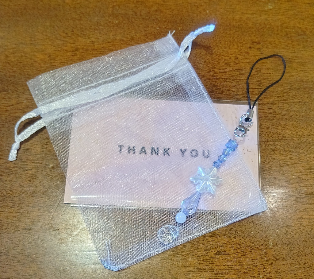 オーラミニサンキャッチャーチャーム　ブラック＆ライトブルー【雪】