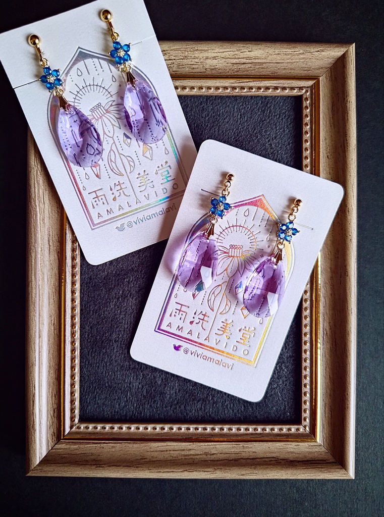 お花と大ぶりドロップのイヤリング＆ピアス