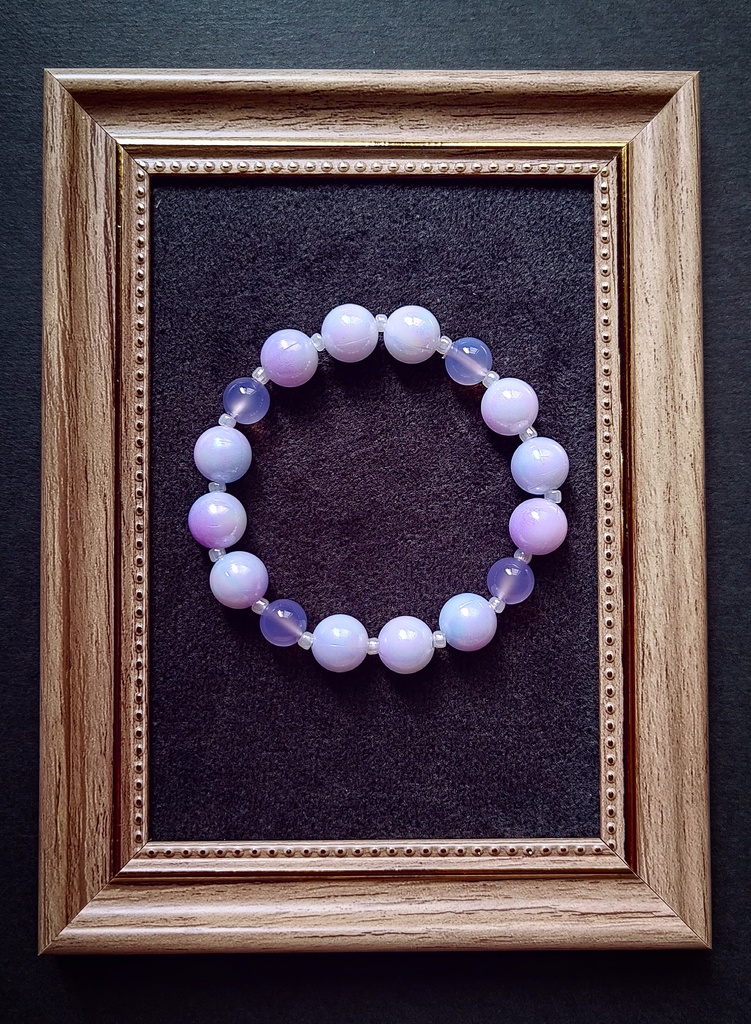 青紫のブレスレット