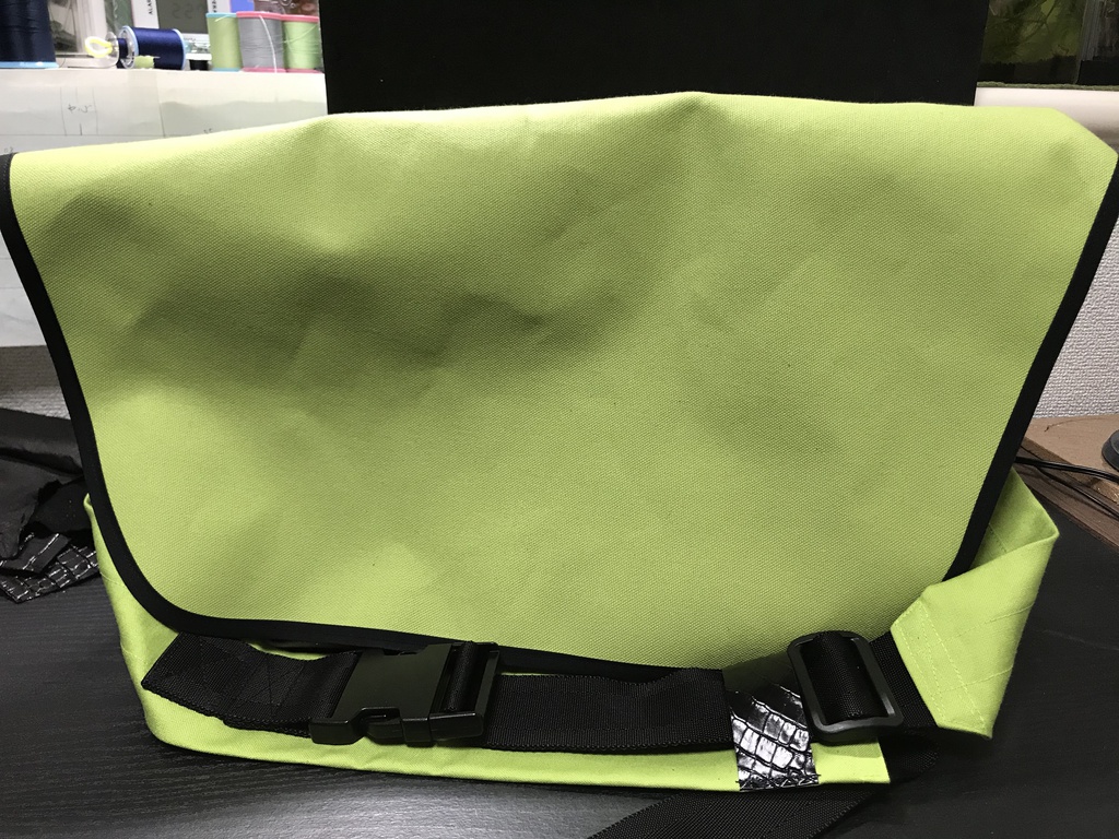 石切丸デザイン コミケ用バッグ