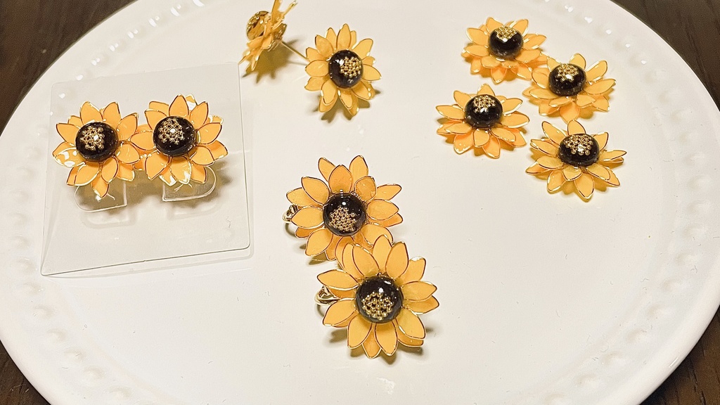 向日葵ピアス