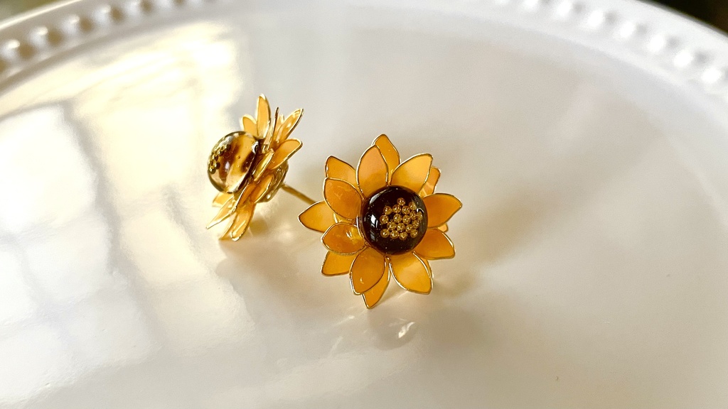 向日葵ピアス