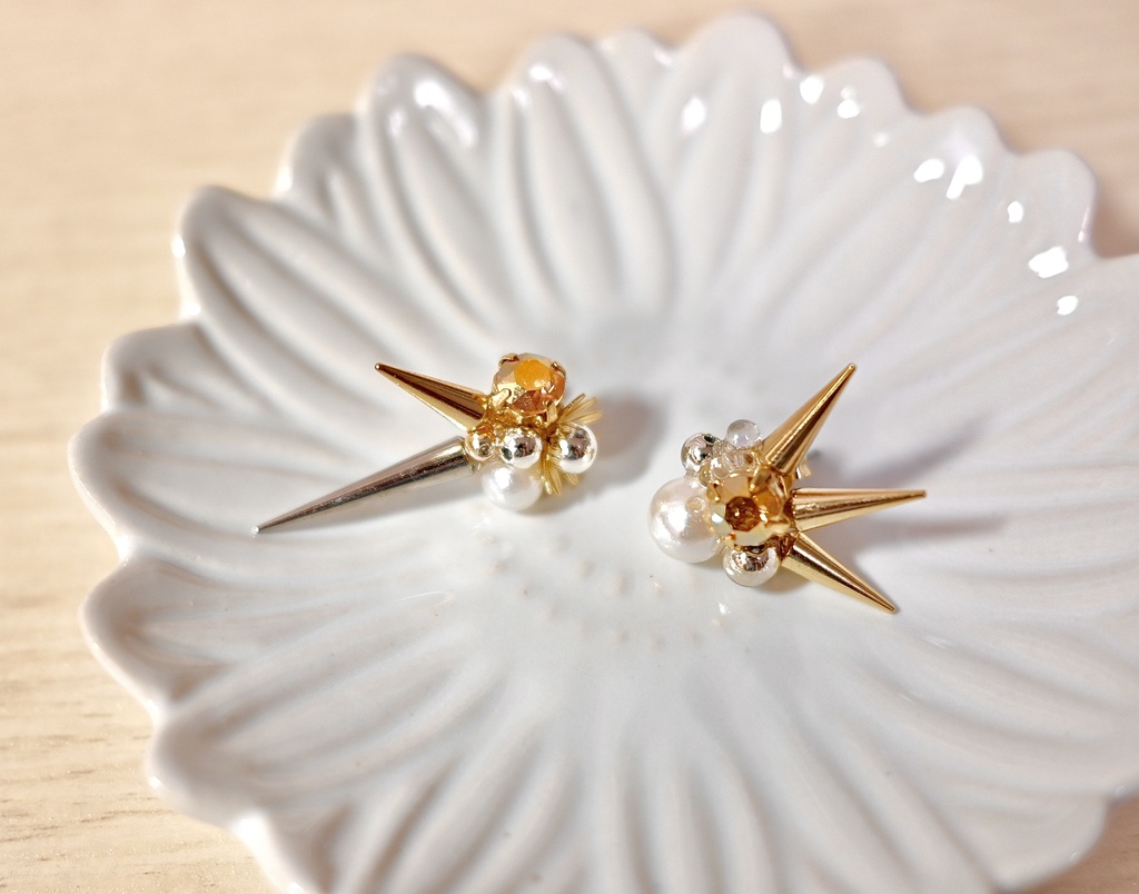 棘刺/ソーンズぽいピアス